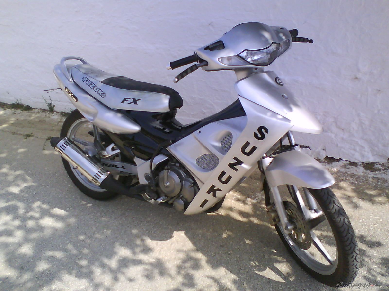 Photo 1582835