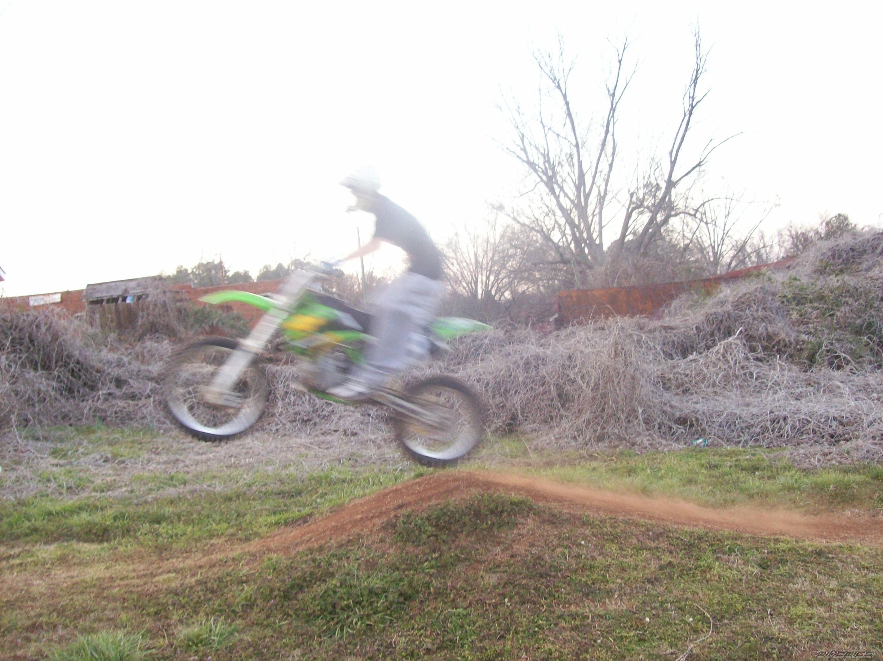 Photo 1582989