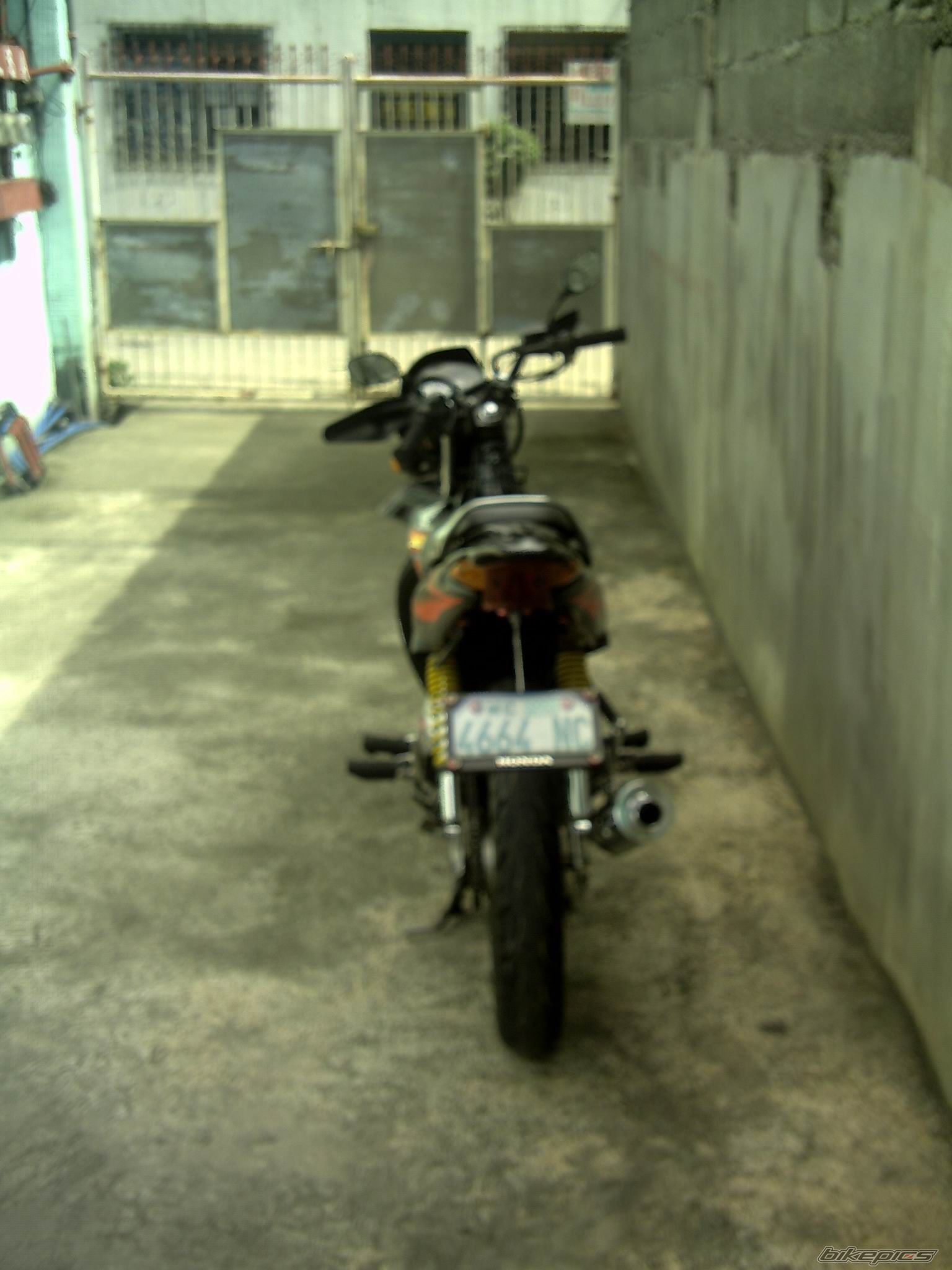 Photo 1583230