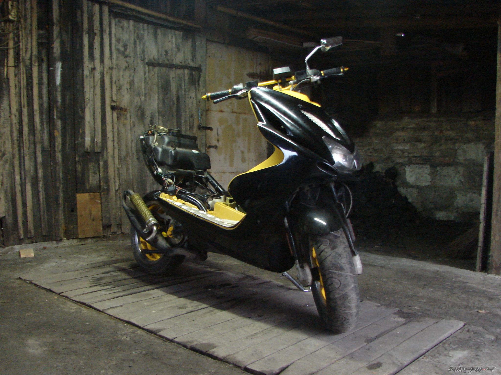 Bike Photo 1583360