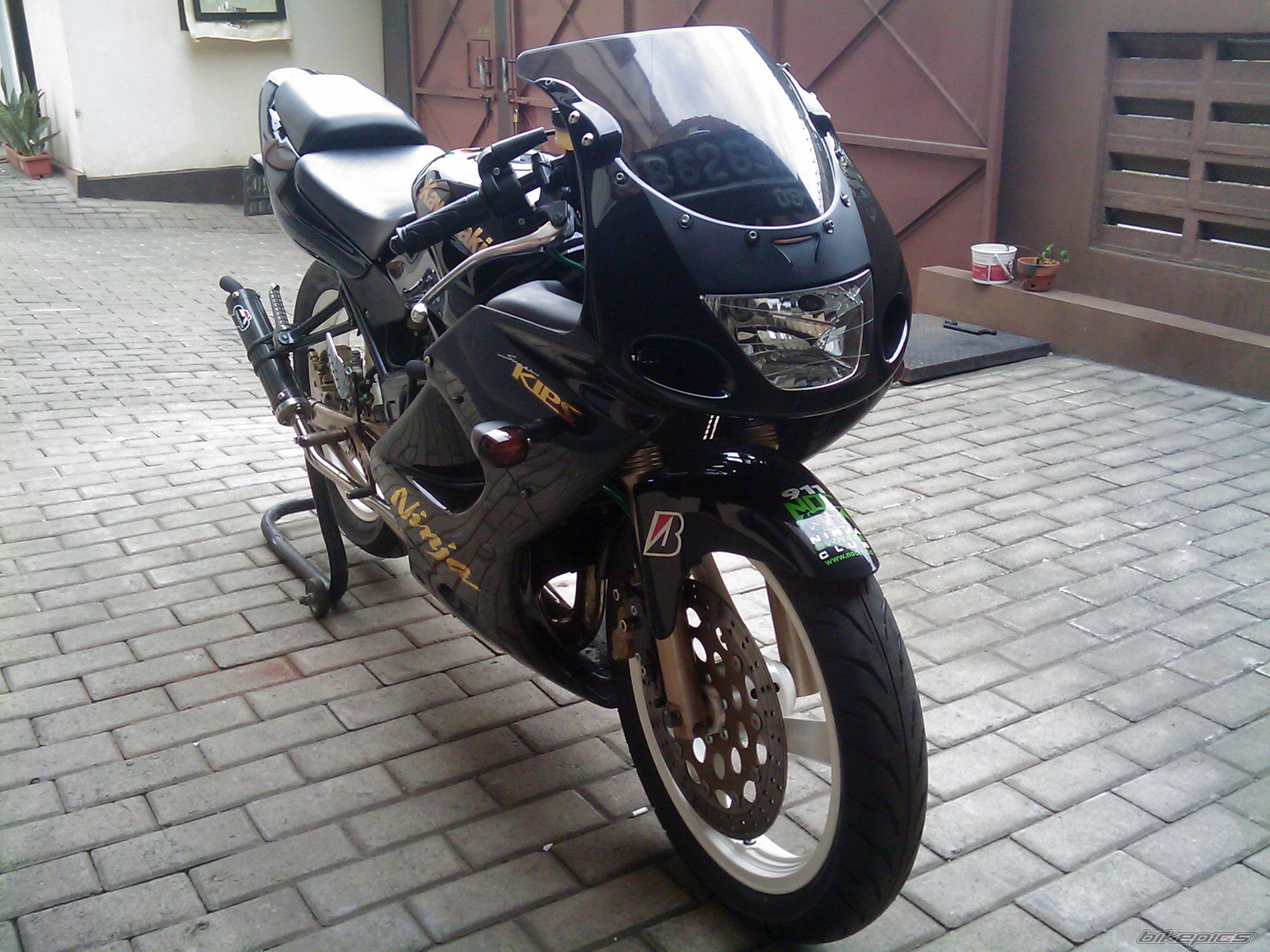 Photo 1583405