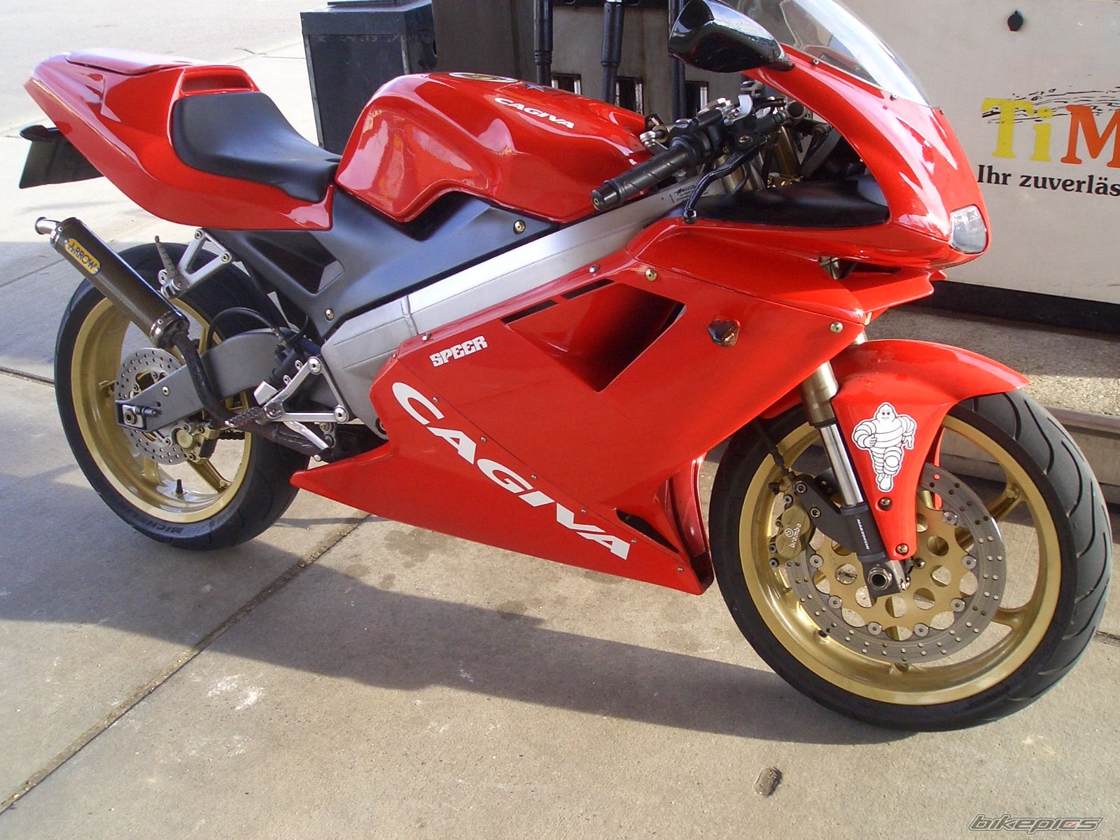 Photo 1583544