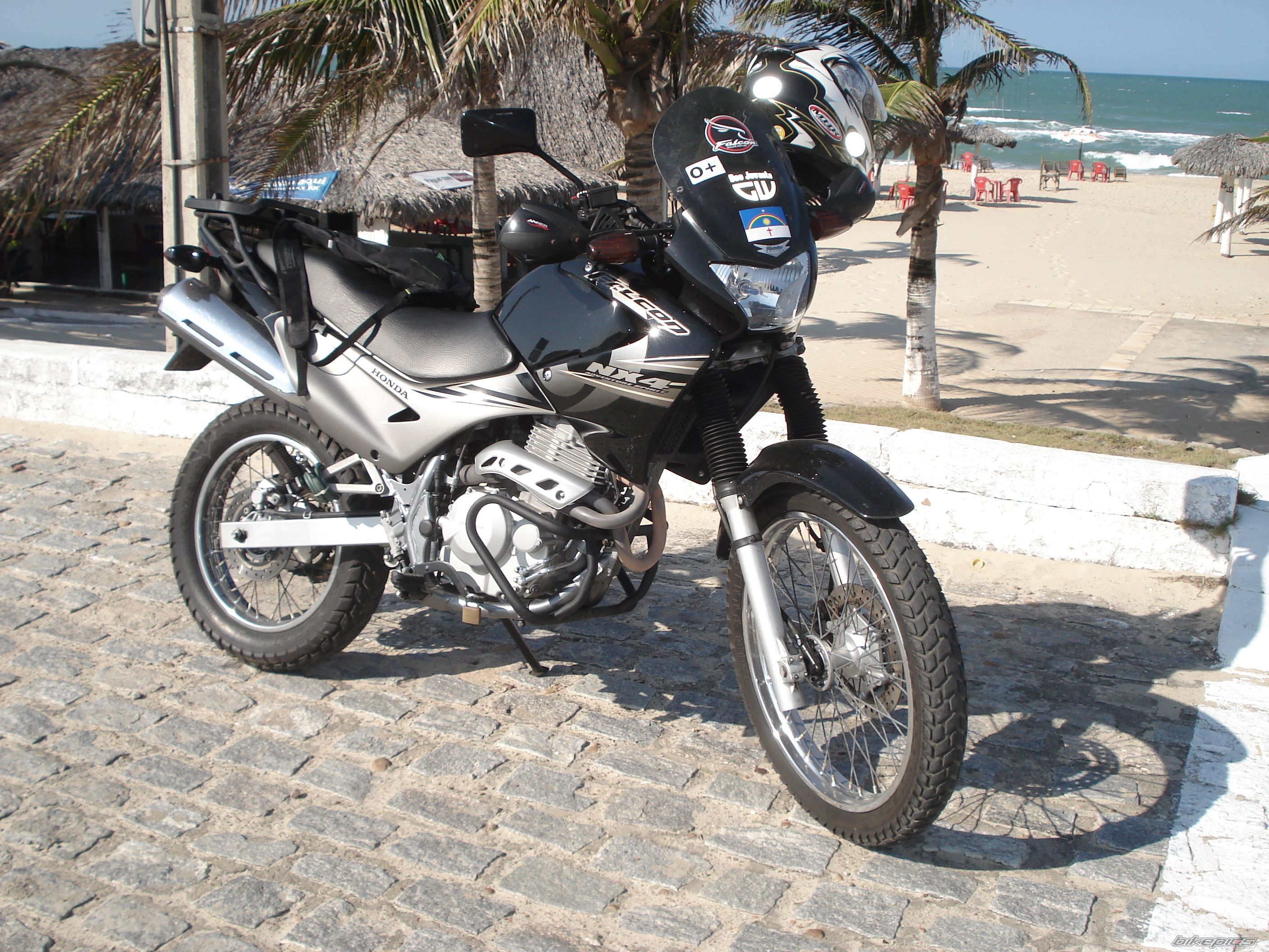 Photo 1583834