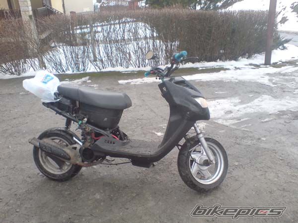 Photo 1584037