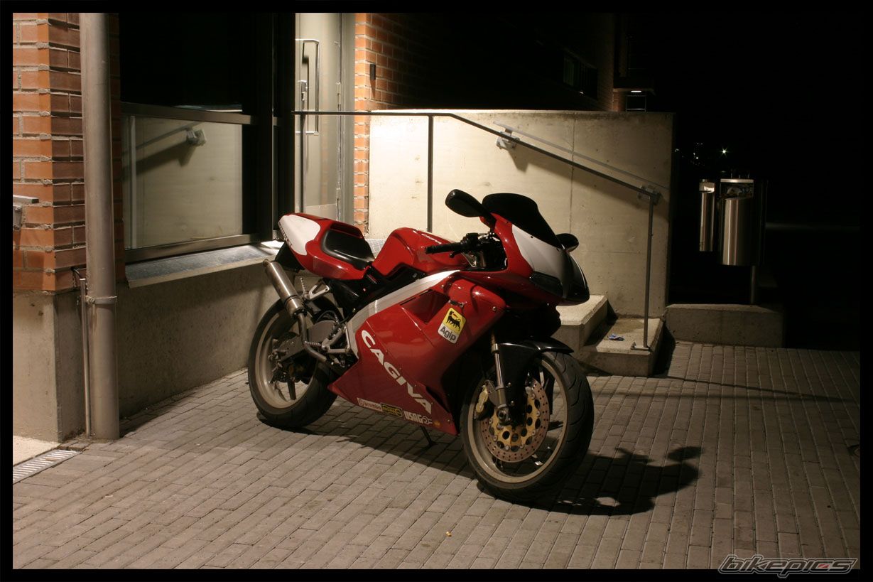 Photo 1584089