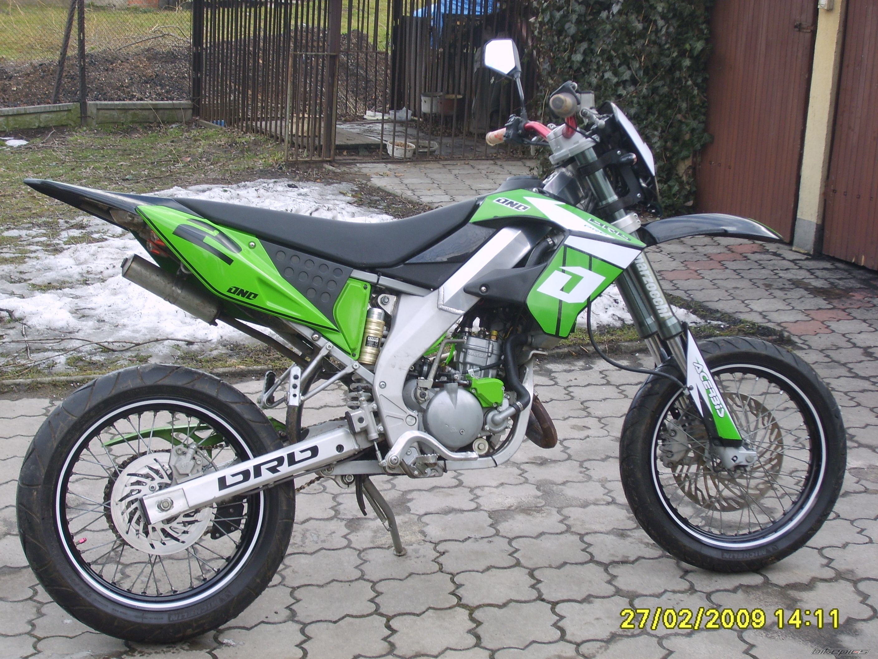 Photo 1584197