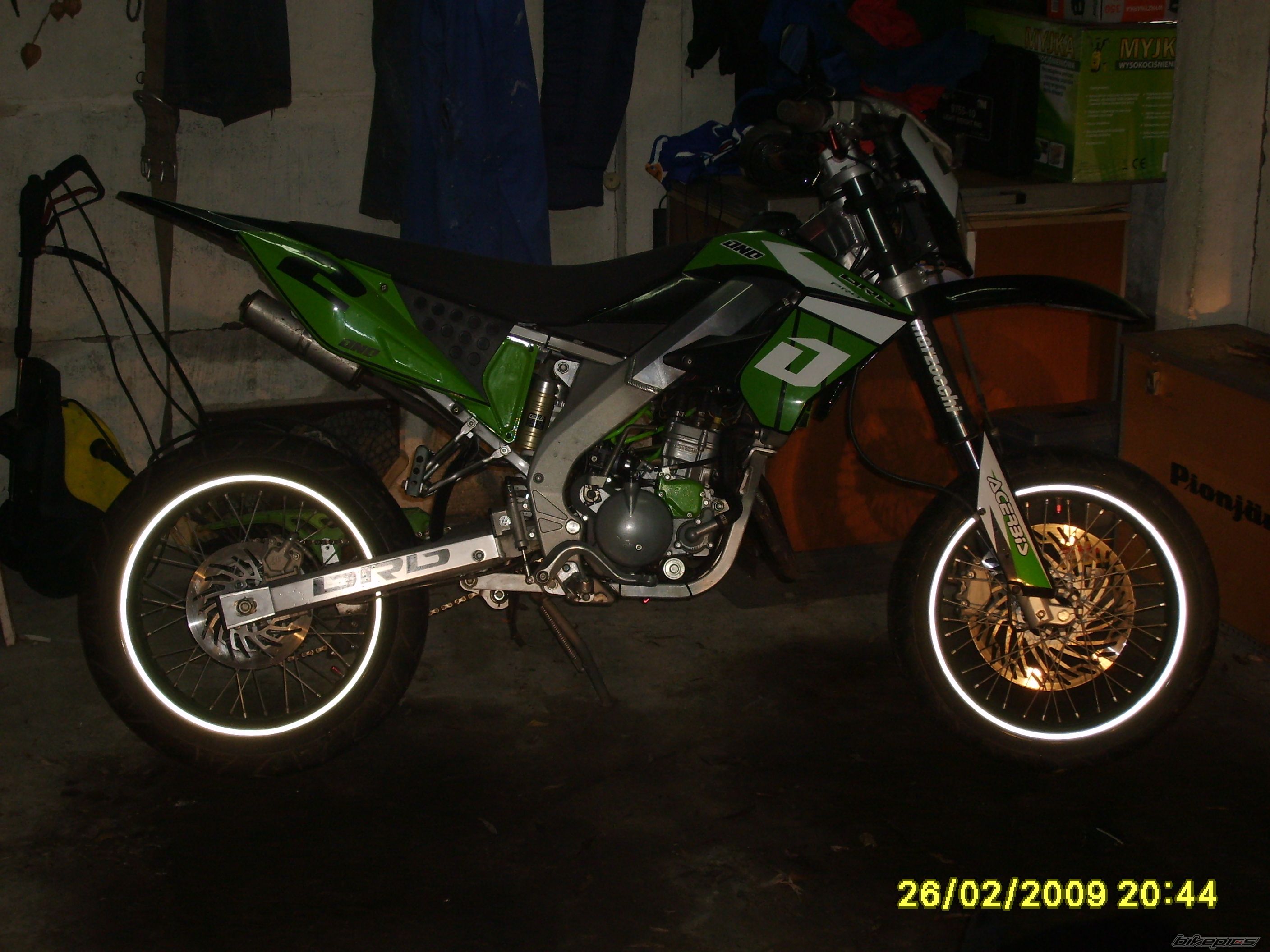 Photo 1584204