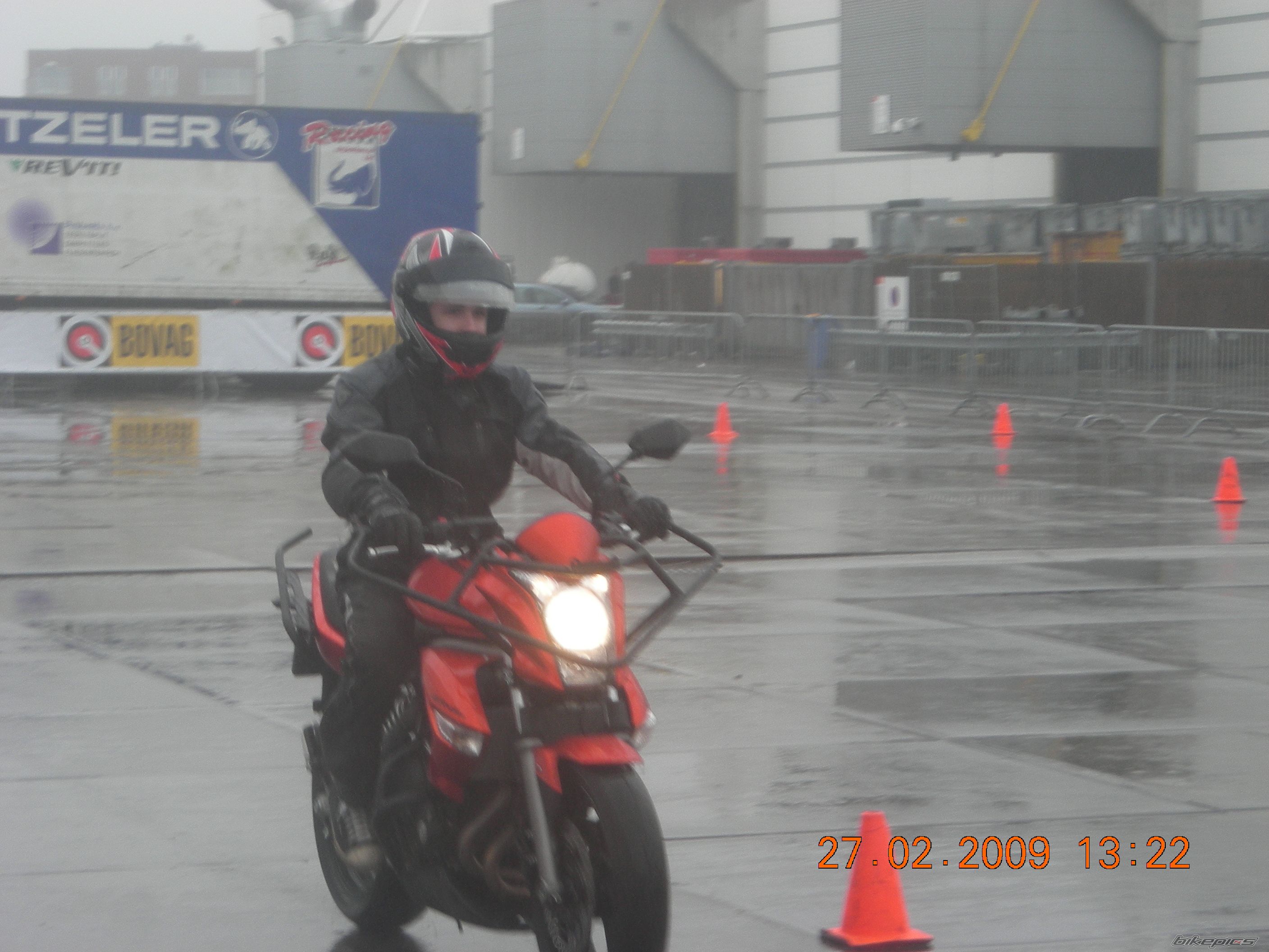 Photo 1584541