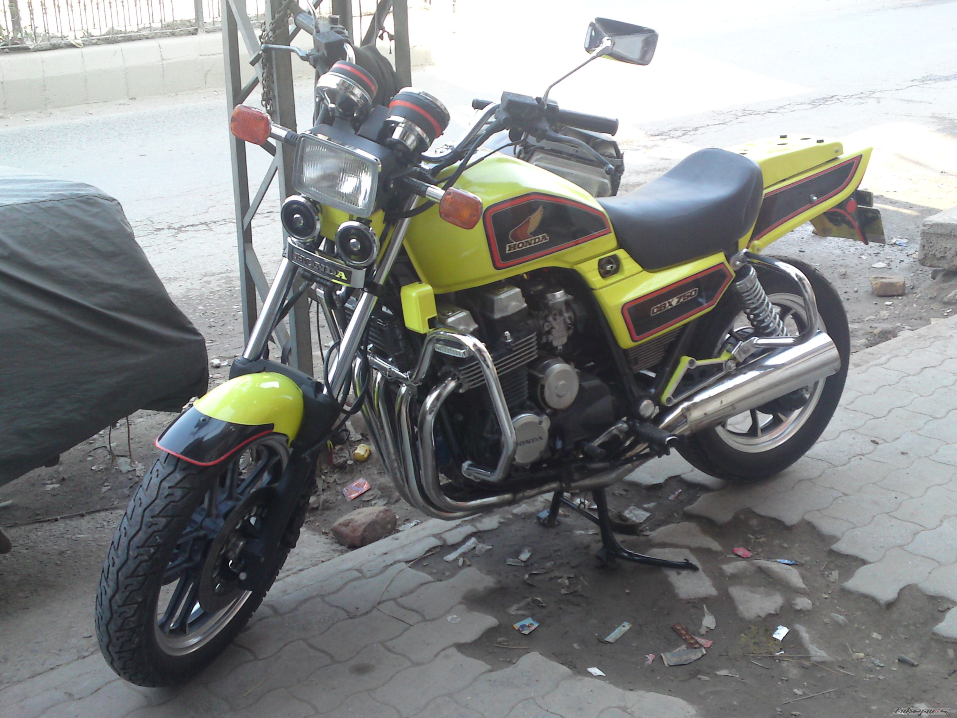 Photo 1584547