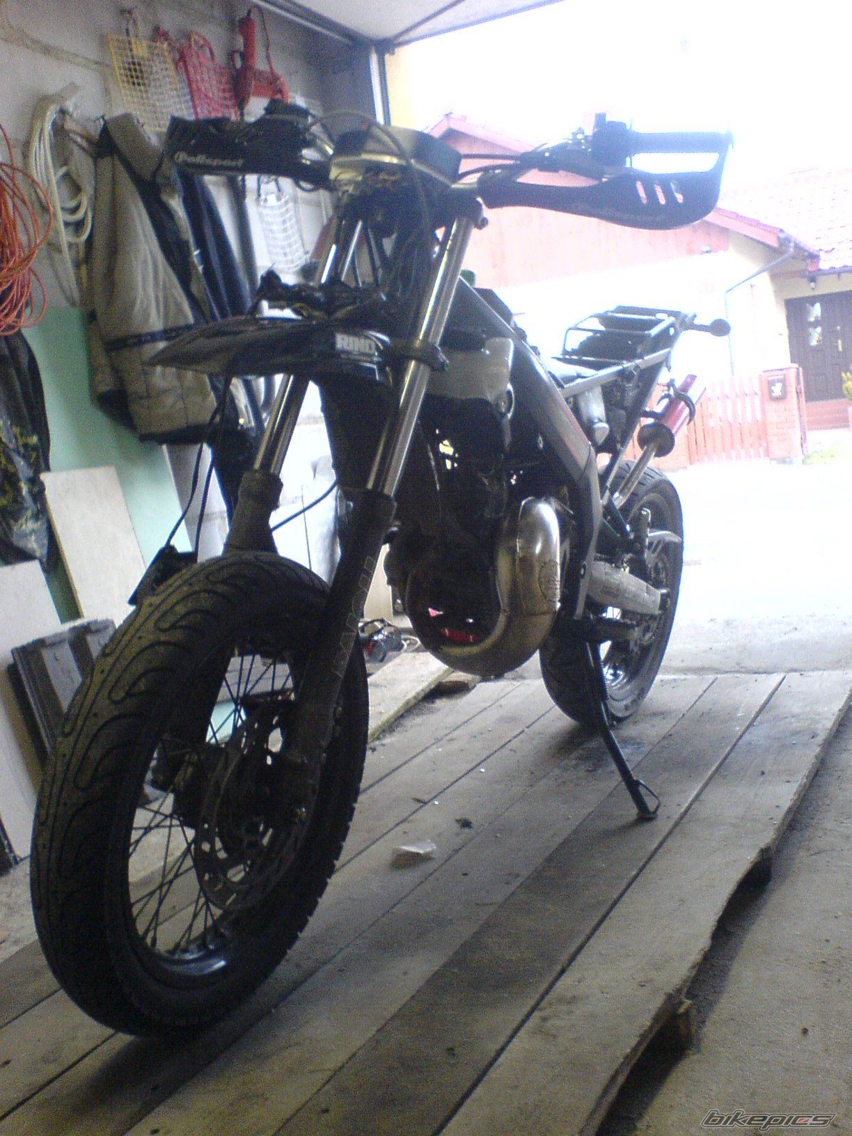 Photo 1584640
