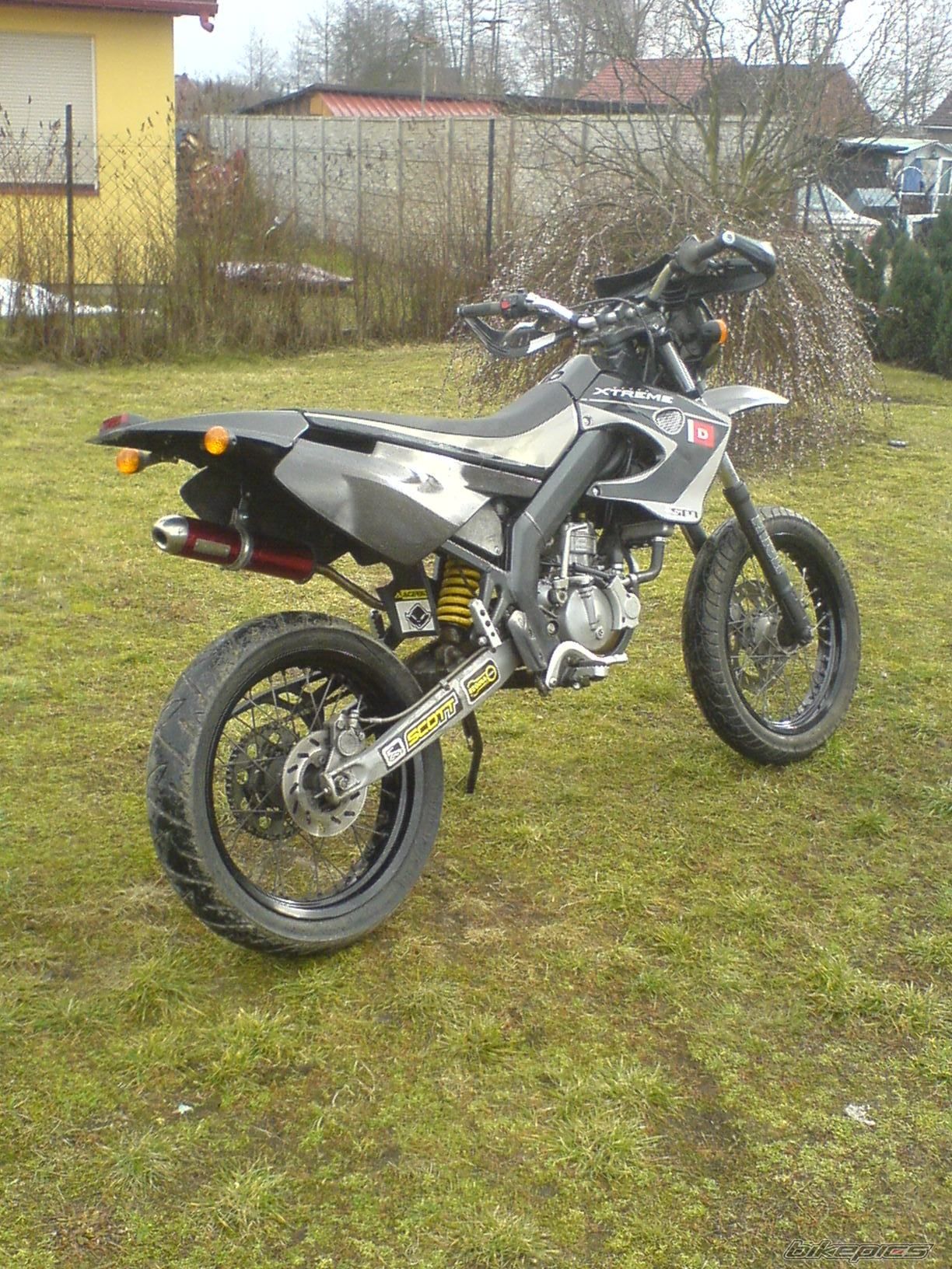 Photo 1584677