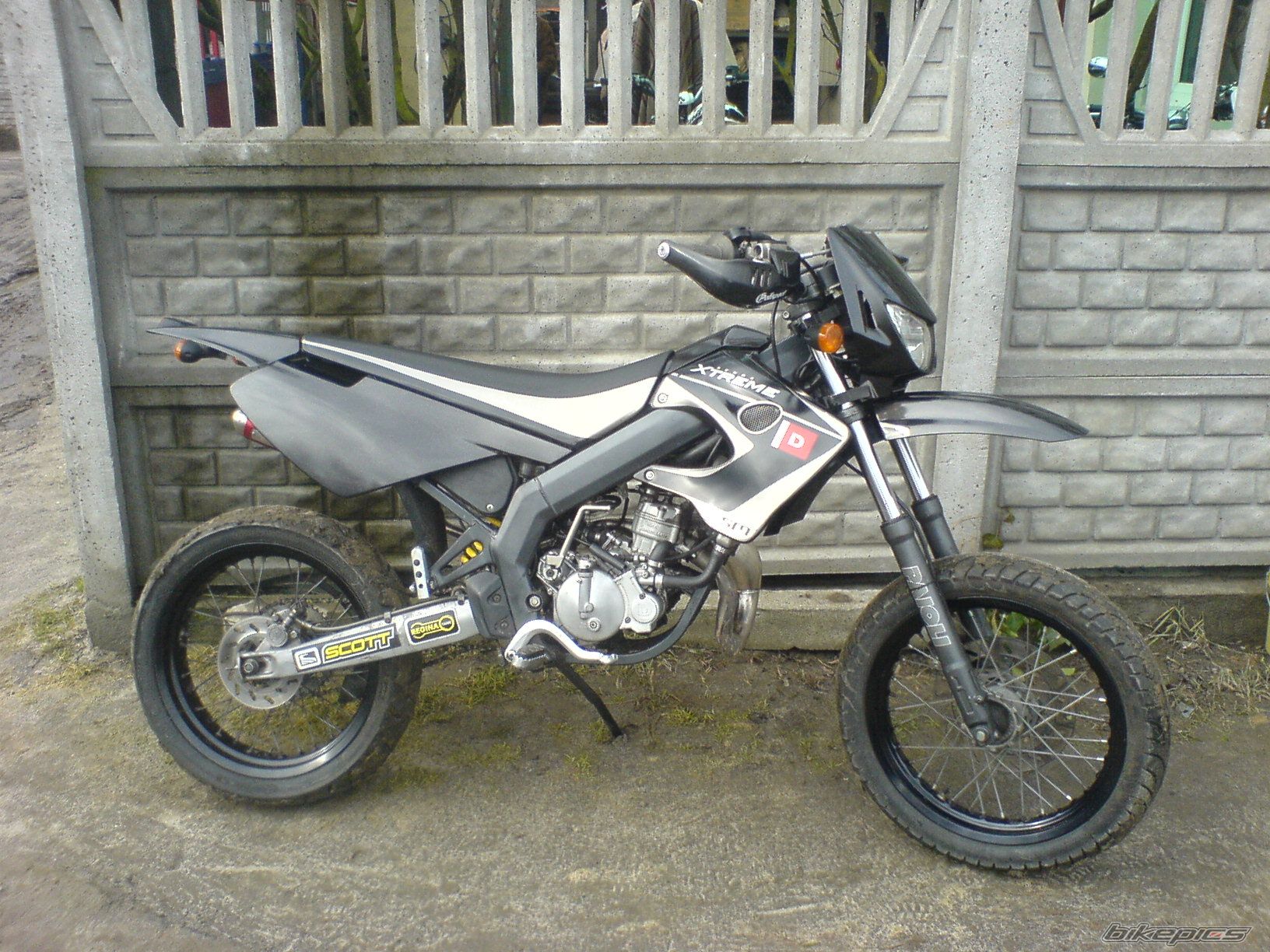 Photo 1584708