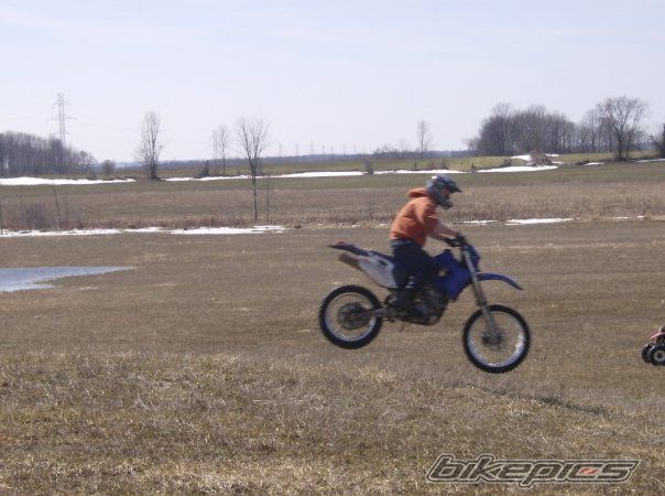 Photo 1584853