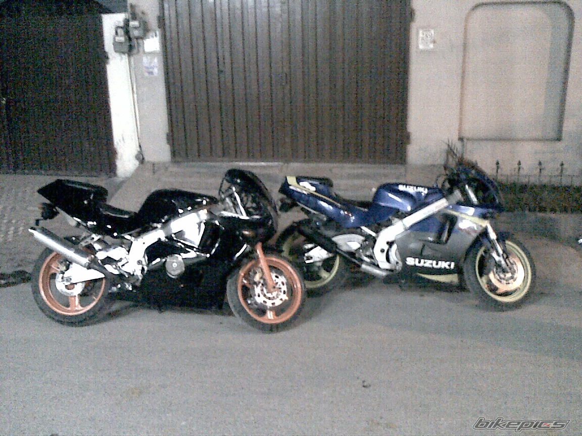 Photo 1584945