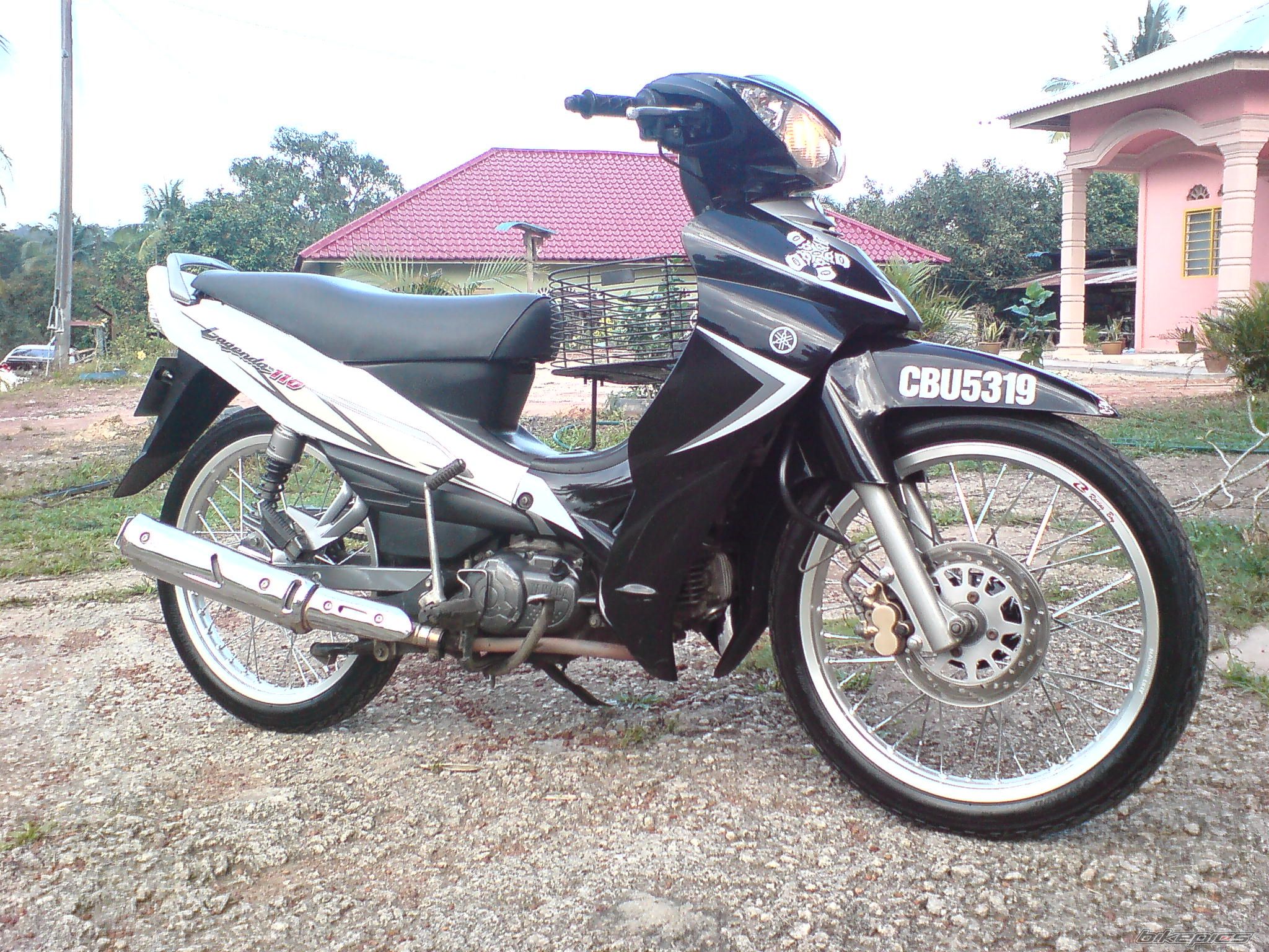 Photo 1585158