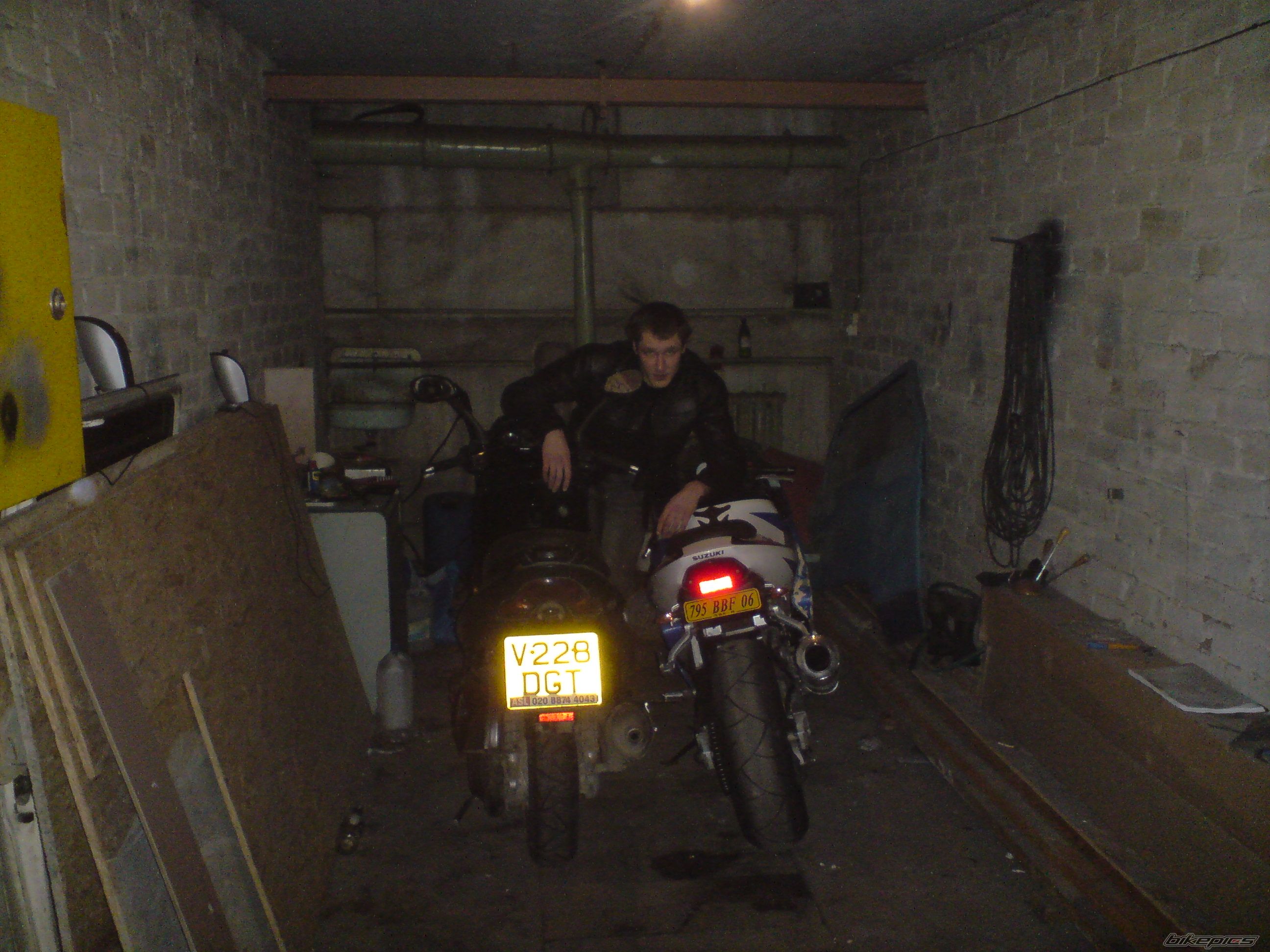 Photo 1585298