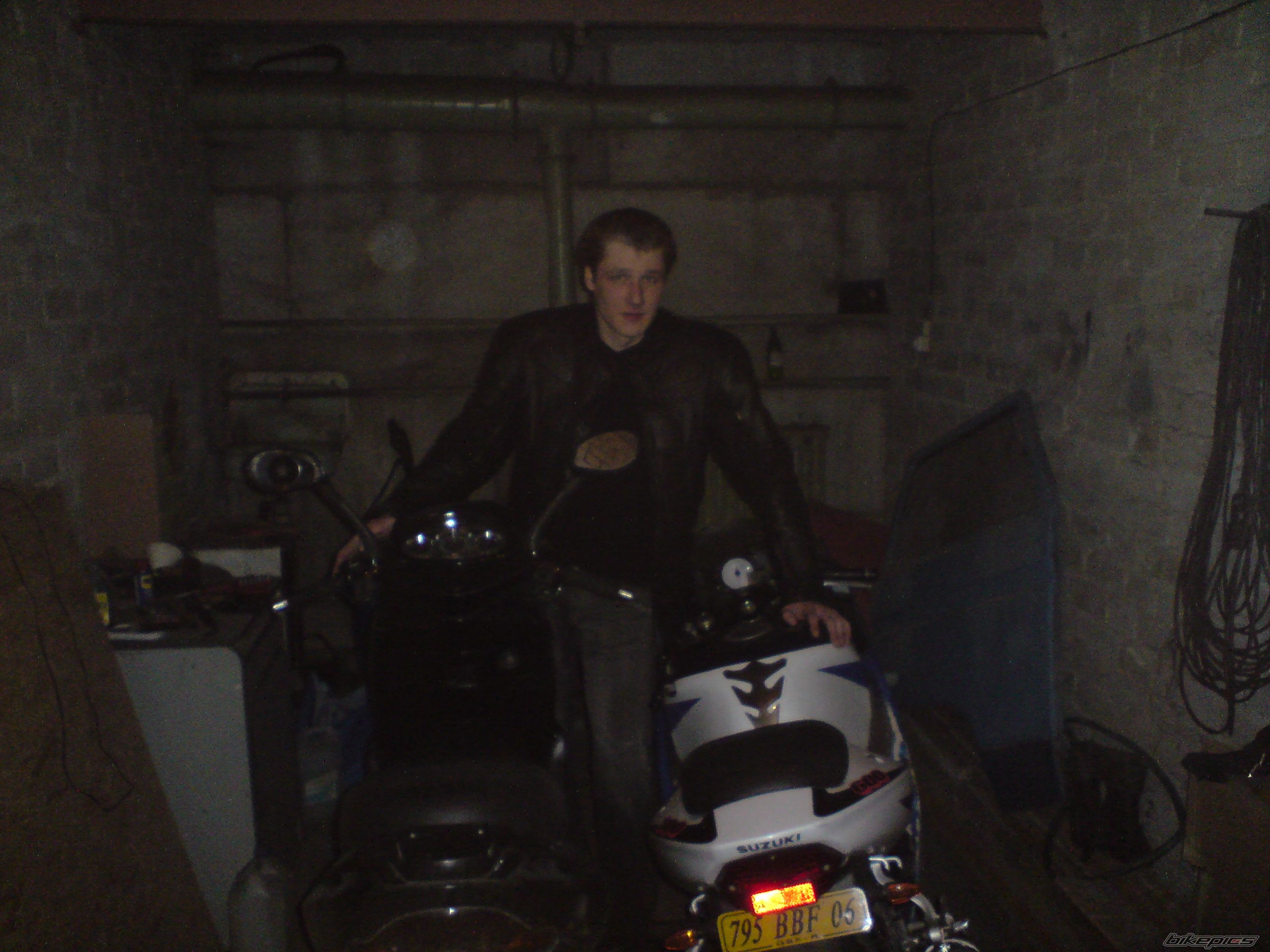 Photo 1585303