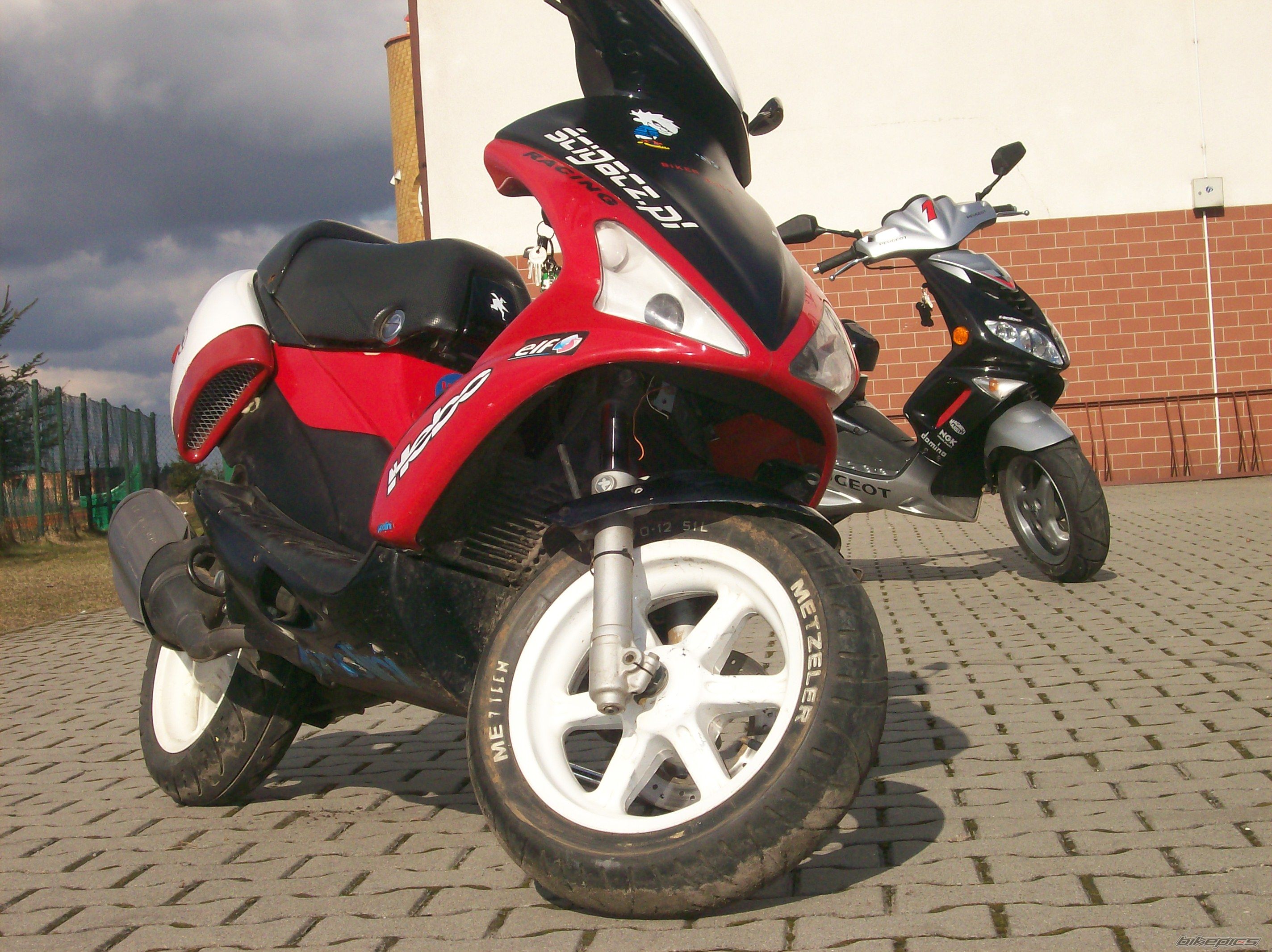 Photo 1585313