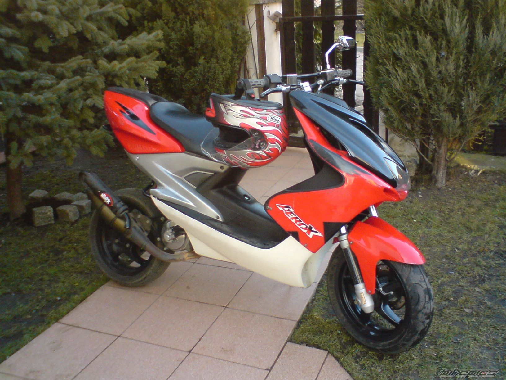 Photo 1585425