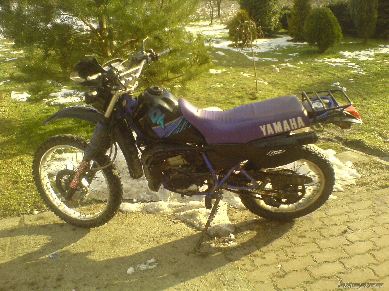 Photo 1585451