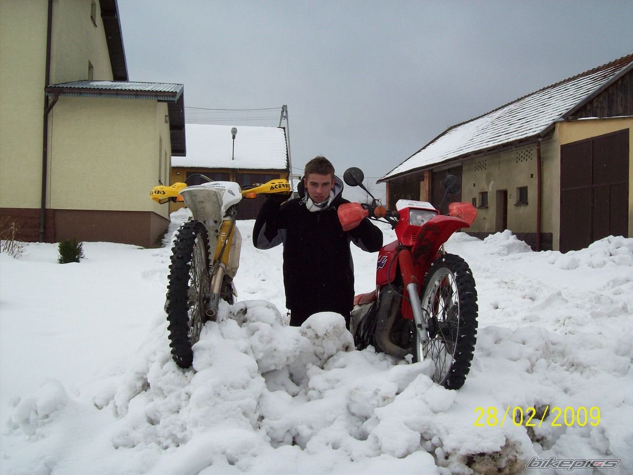 Photo 1585574