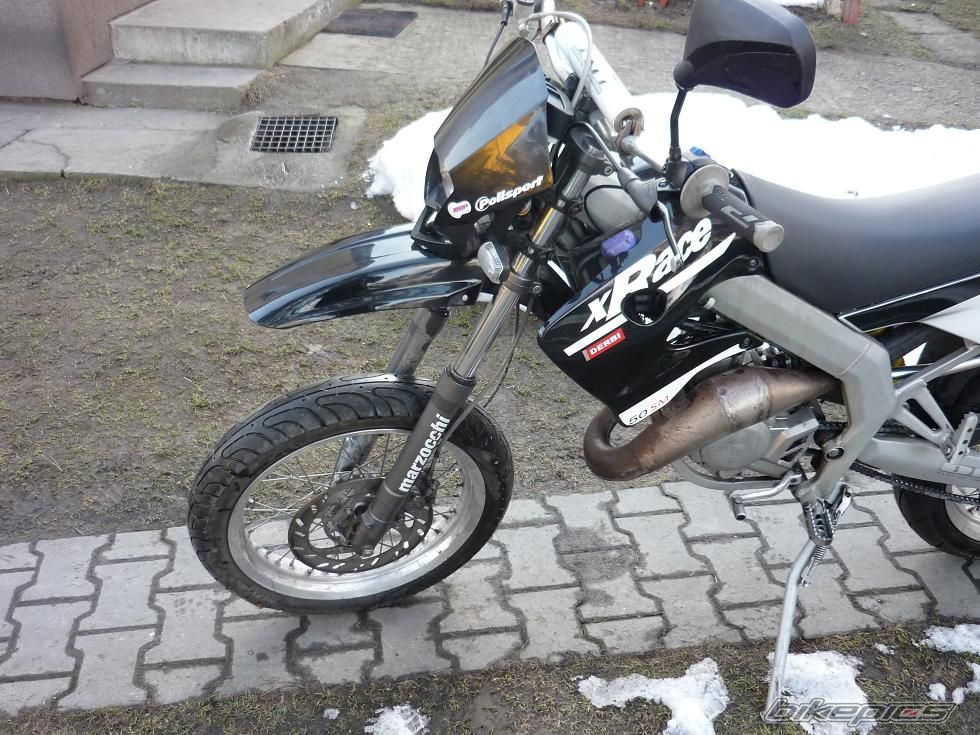 Photo 1585613