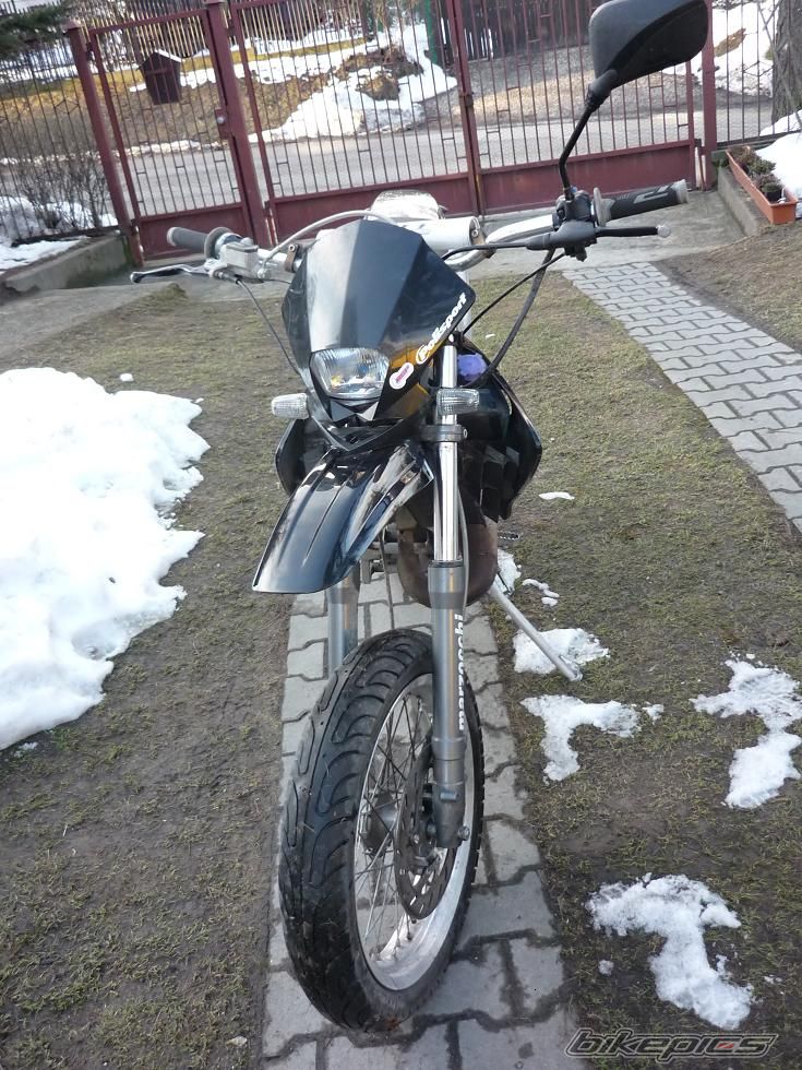 Photo 1585617