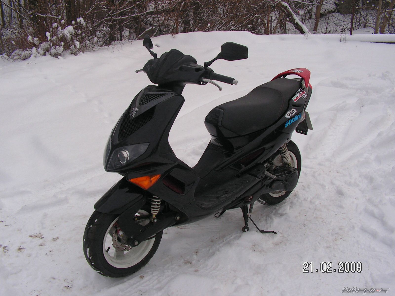 Photo 1585672