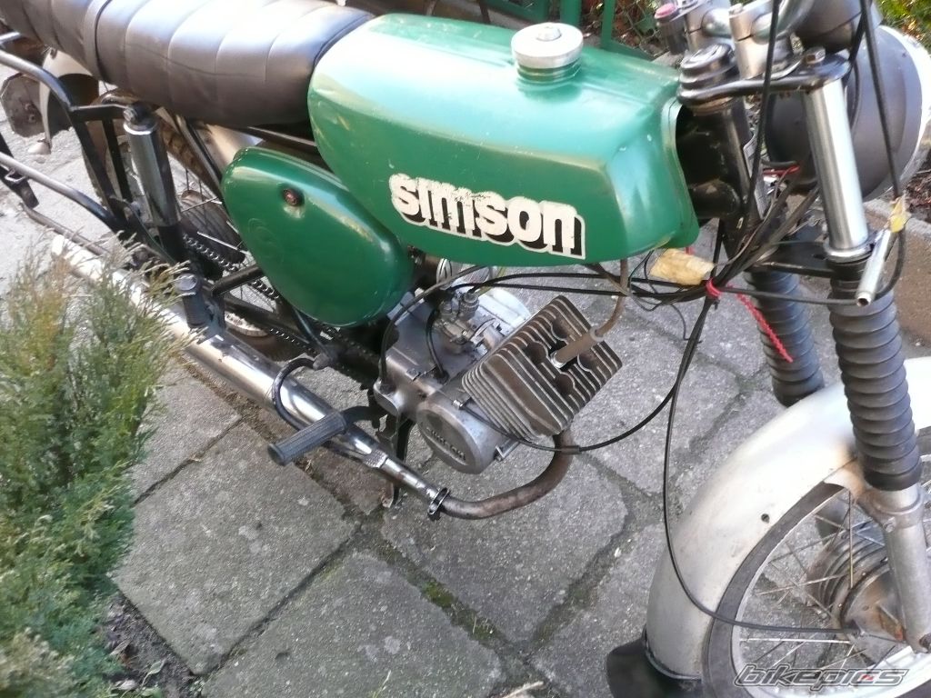 Photo 1585692