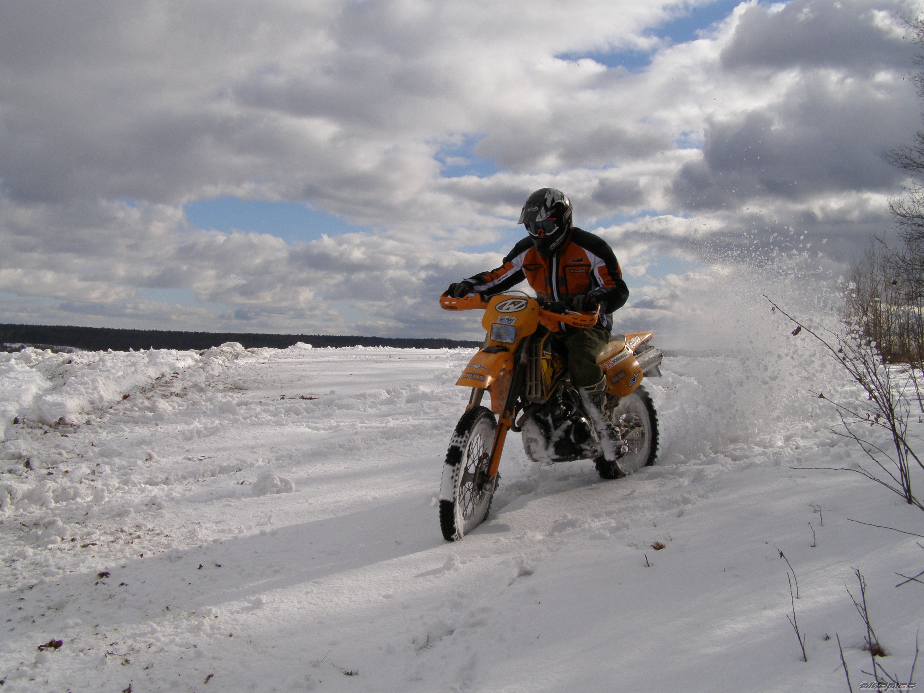 Bike Photo 1585710