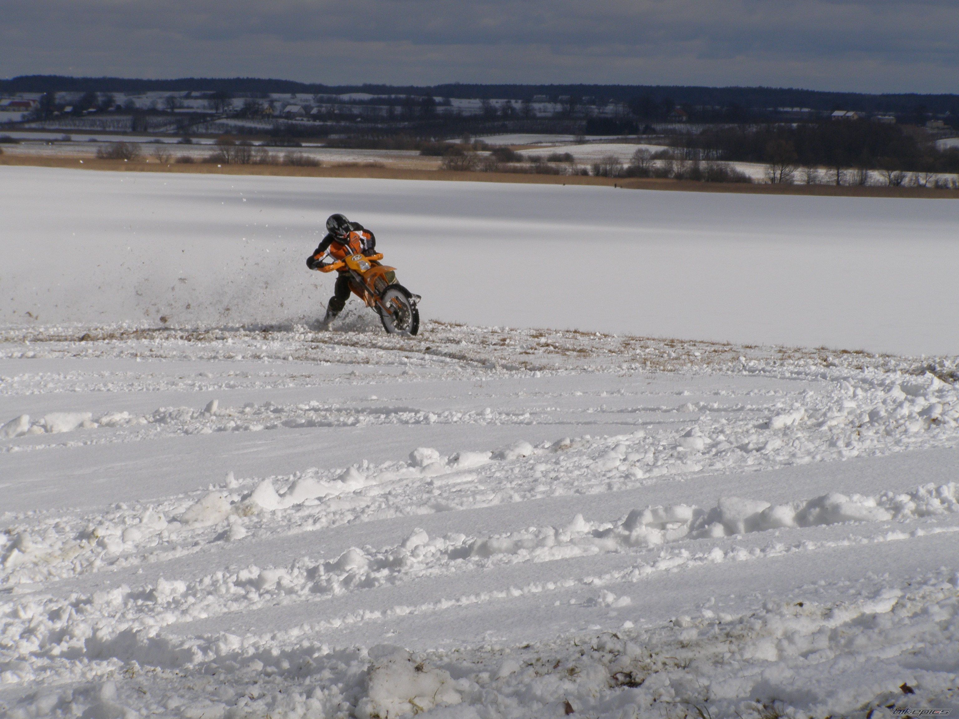 Bike Photo 1585716