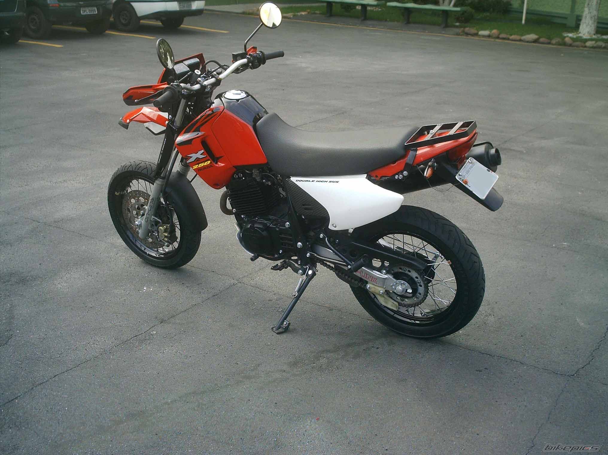 Photo 1585765