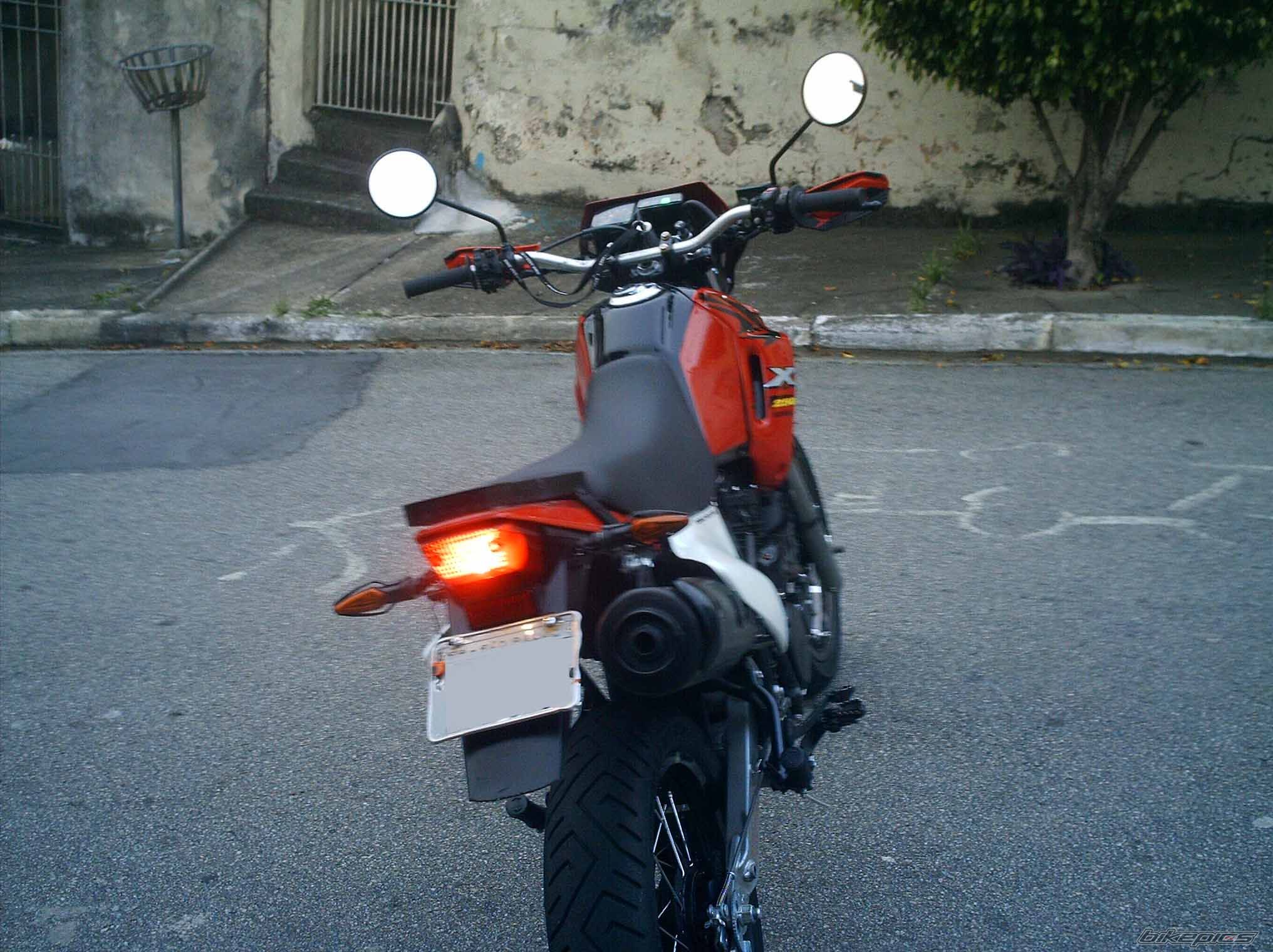 Photo 1585816