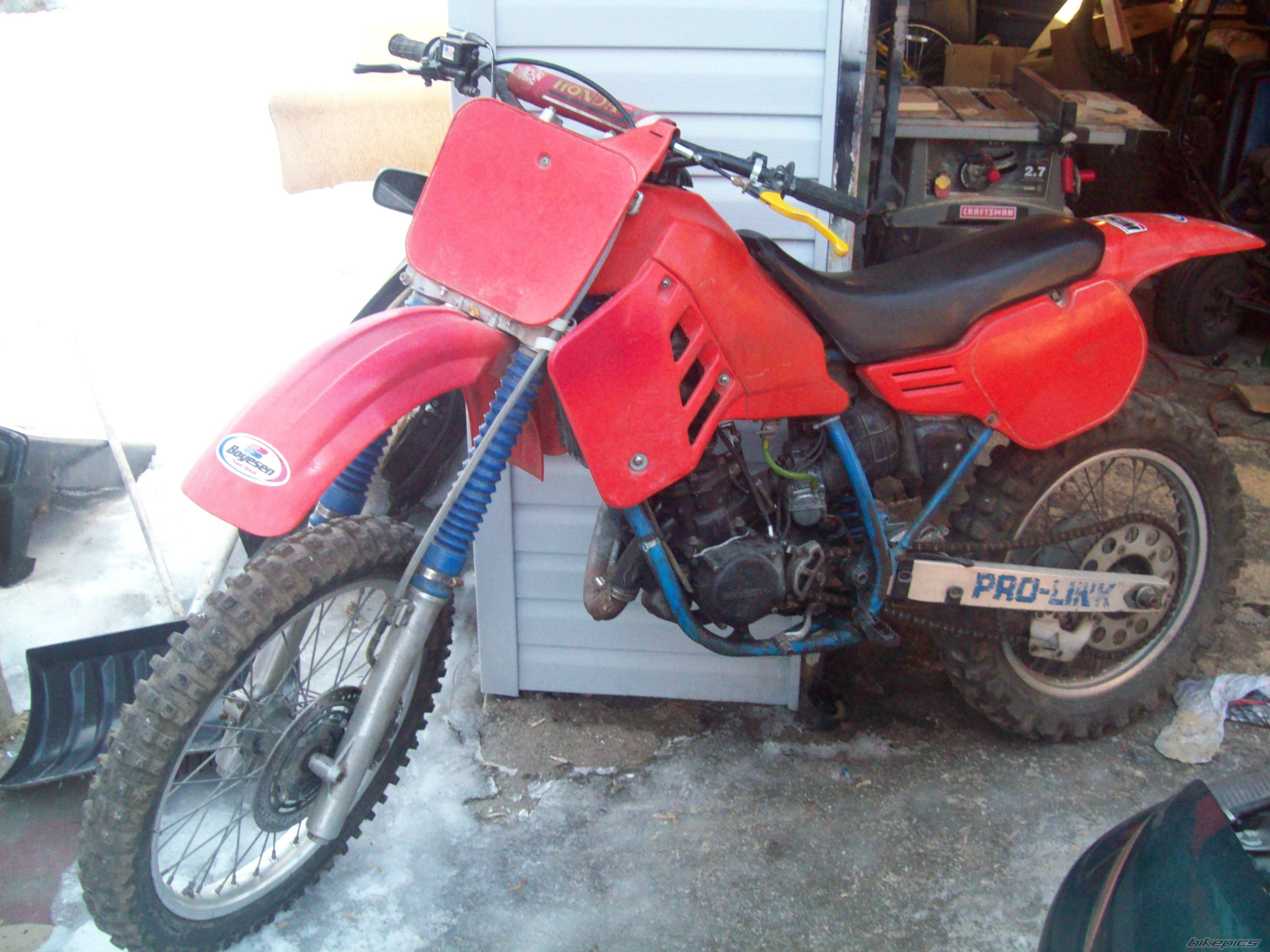 Photo 1585840