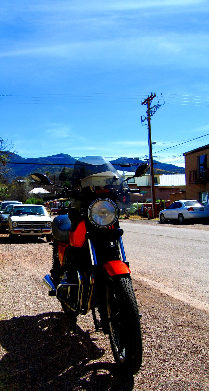Photo 1585952