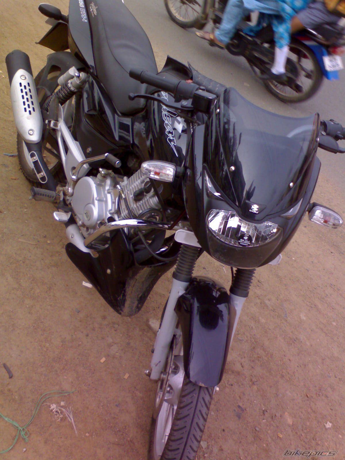 Photo 1585966