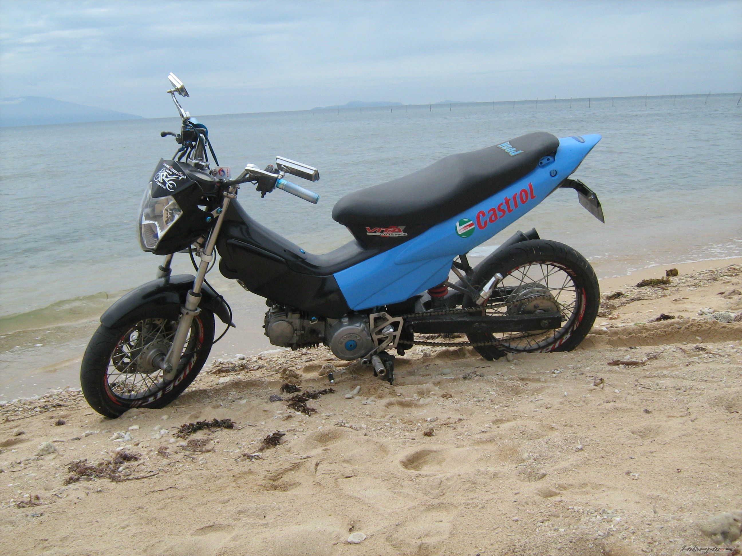 Photo 1586037