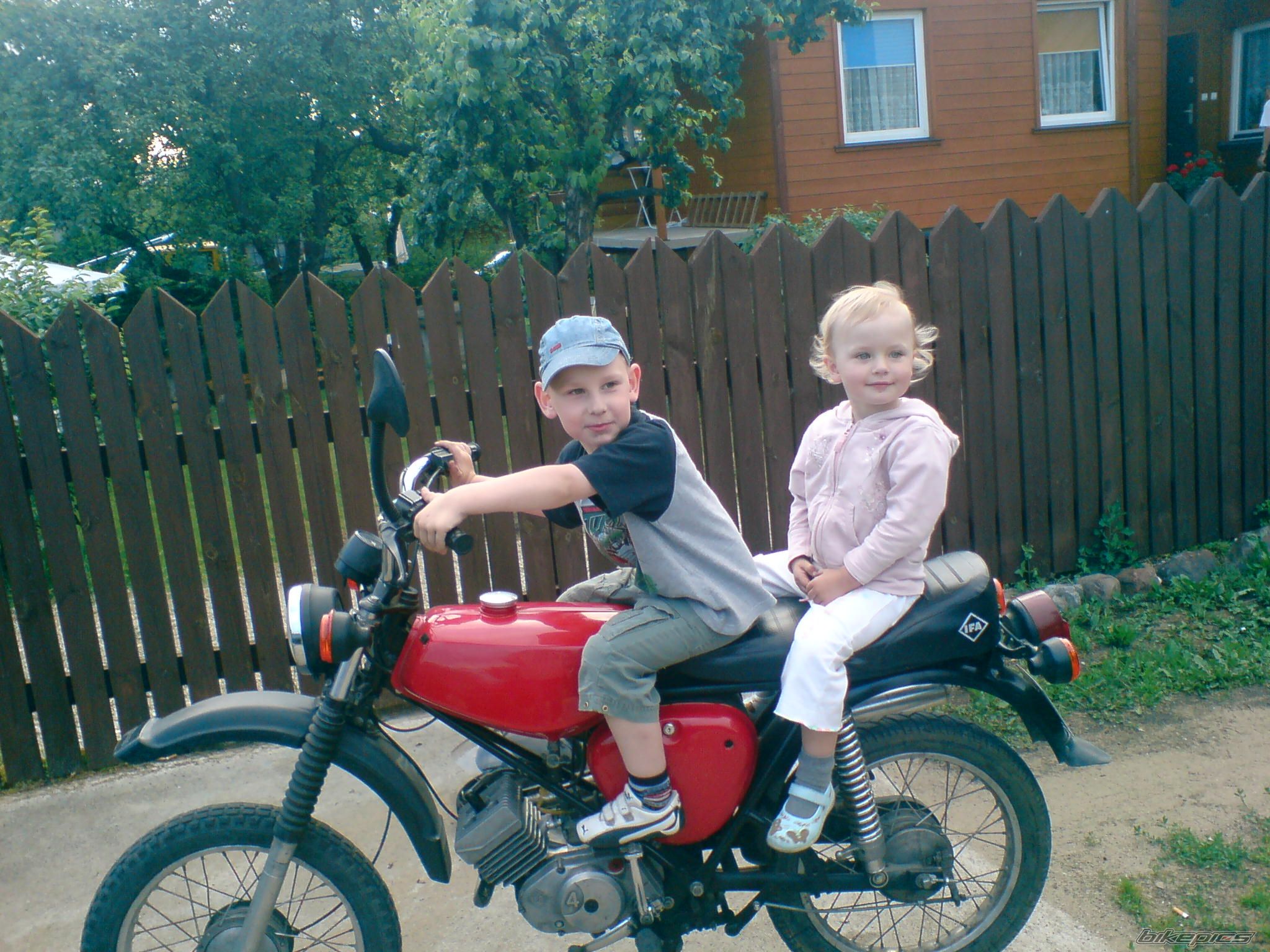 Bike Photo 1586101