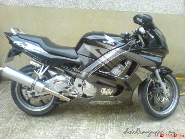 Photo 1586516