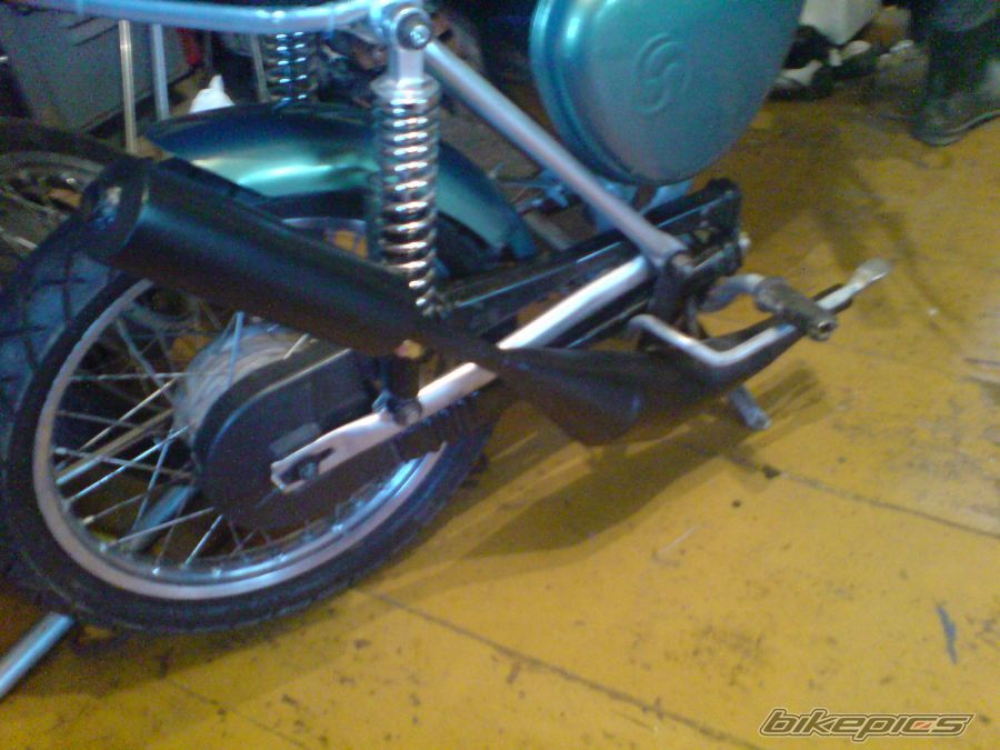 Photo 1586528