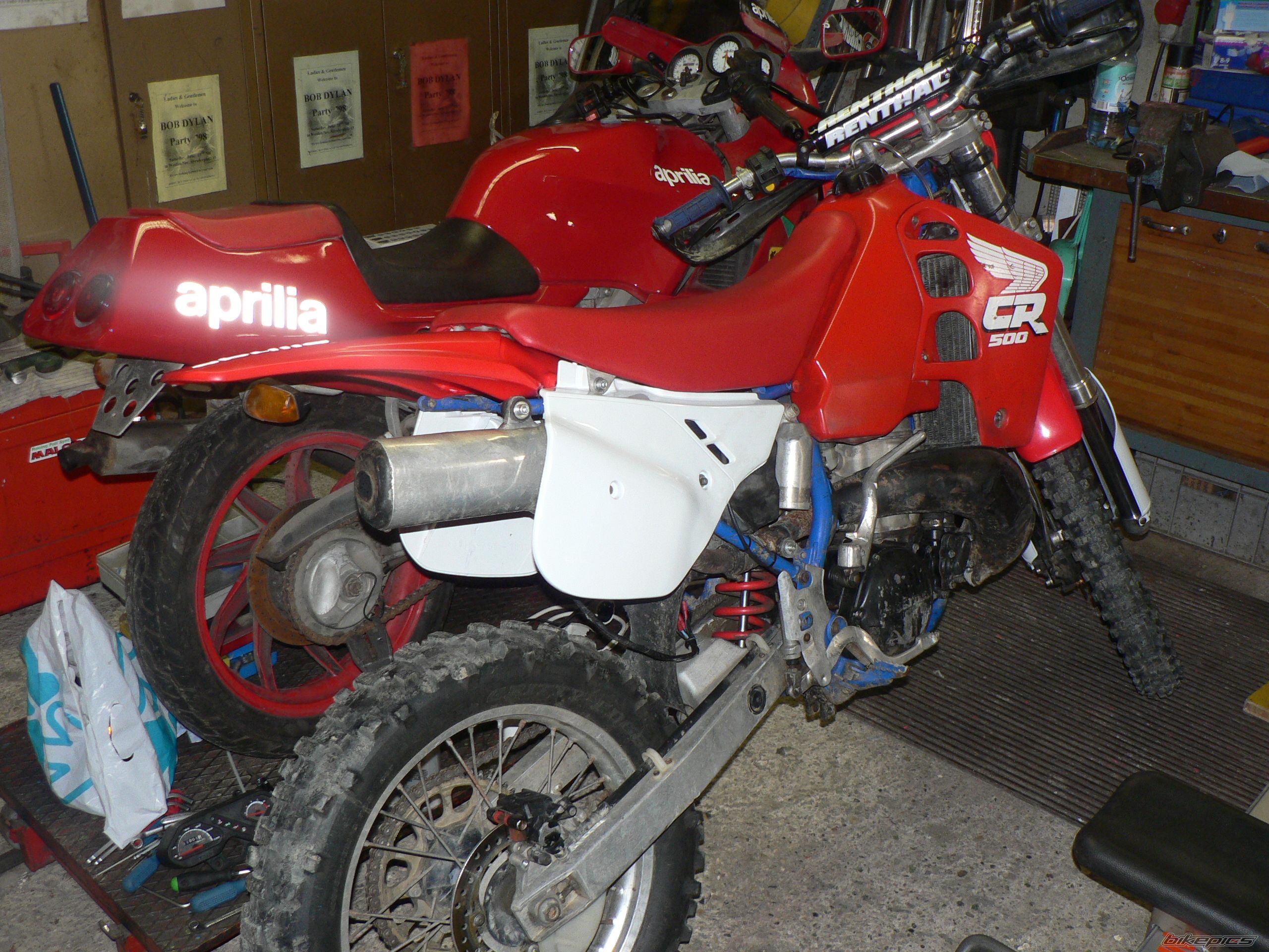 Photo 1586593
