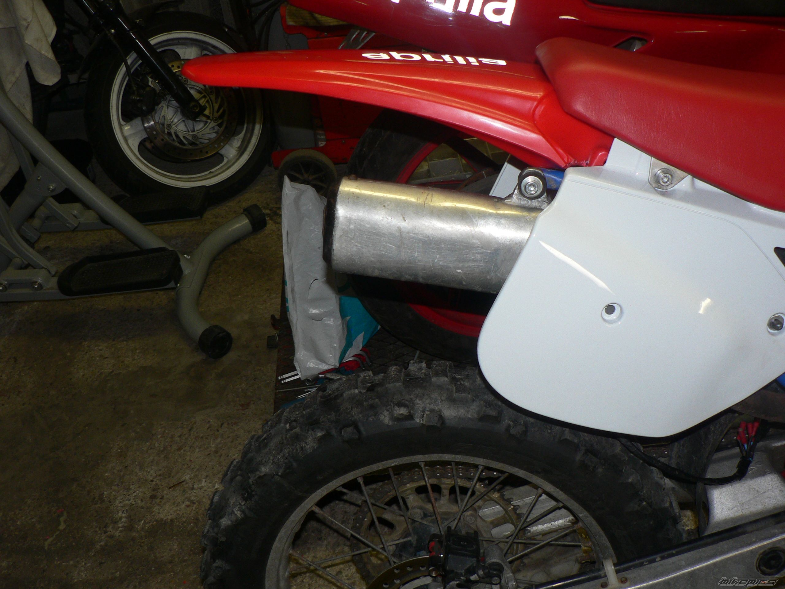 Photo 1586602