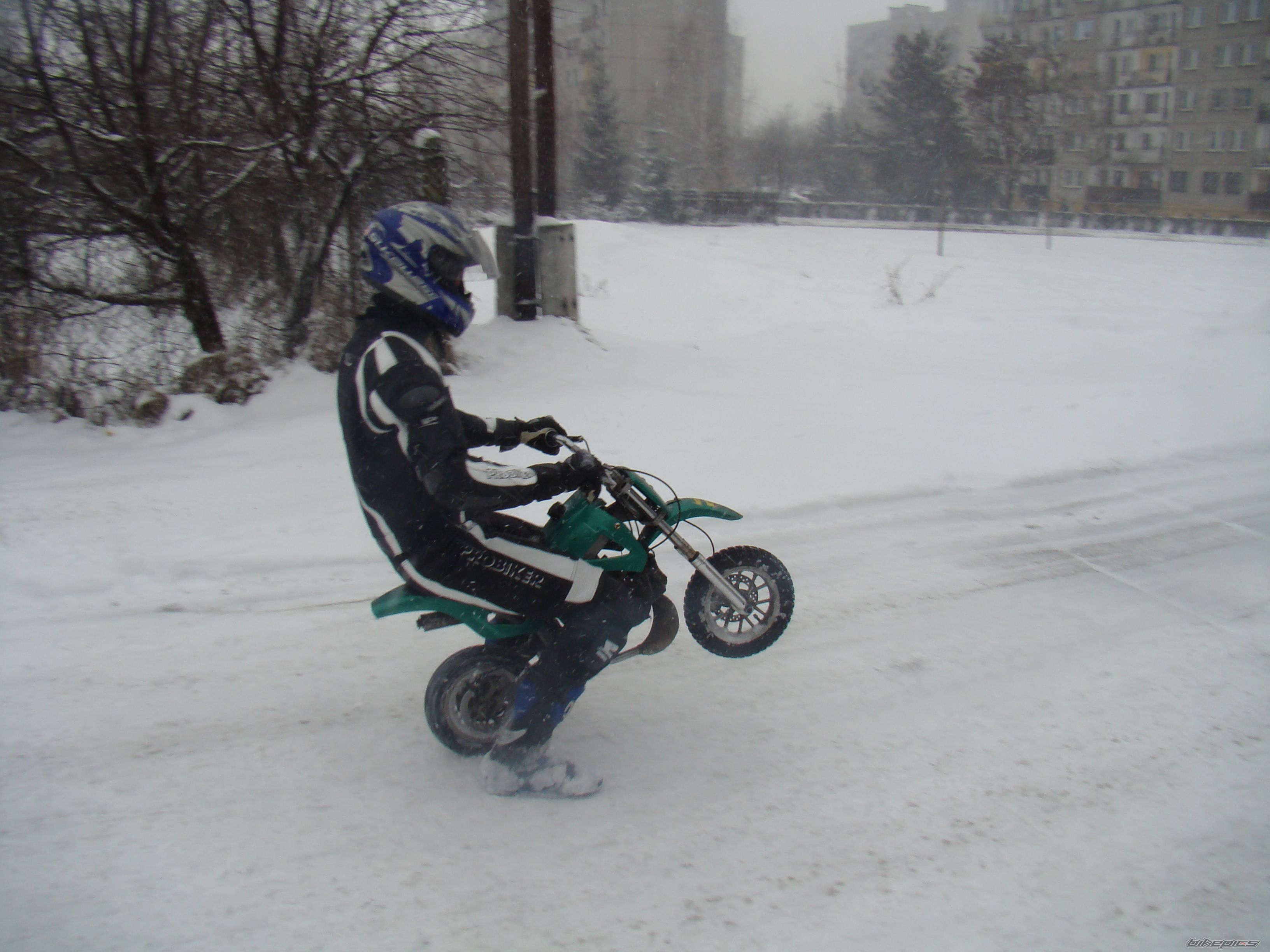 Photo 1586749