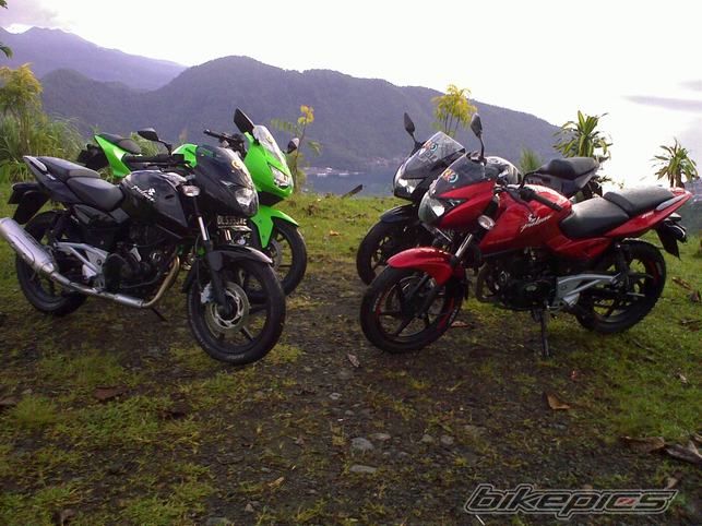 Photo 1586952