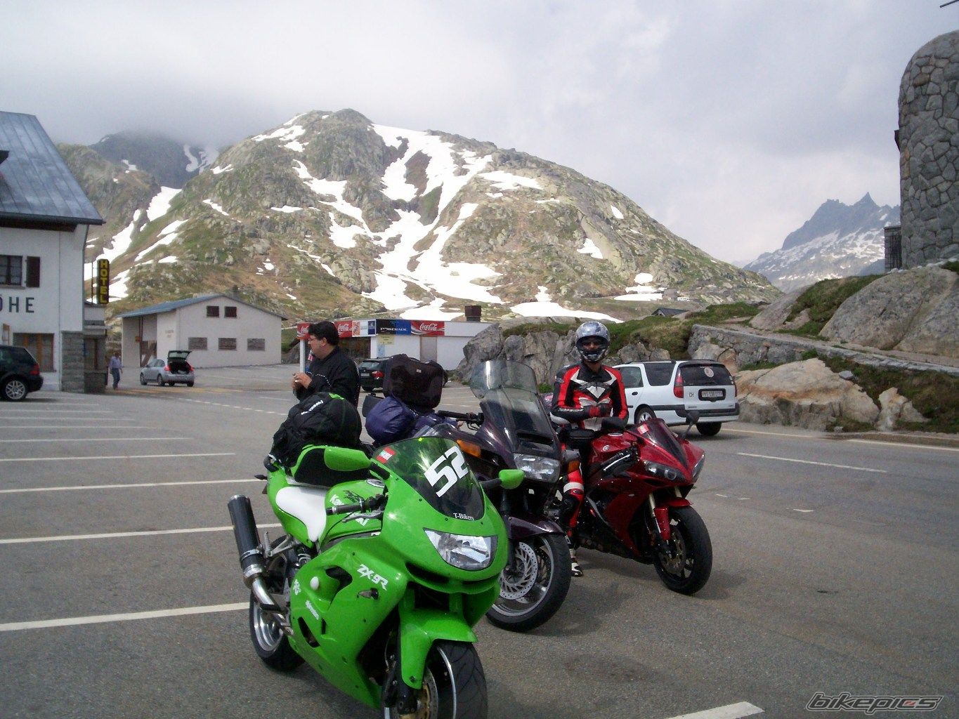 Photo 1586961