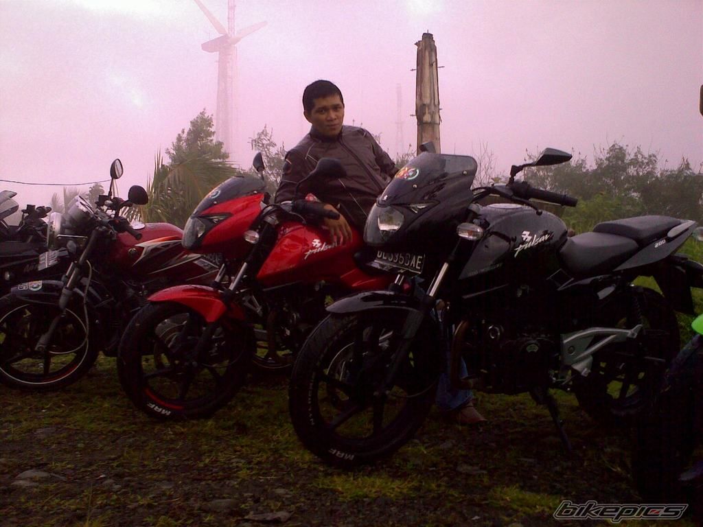 Photo 1586964