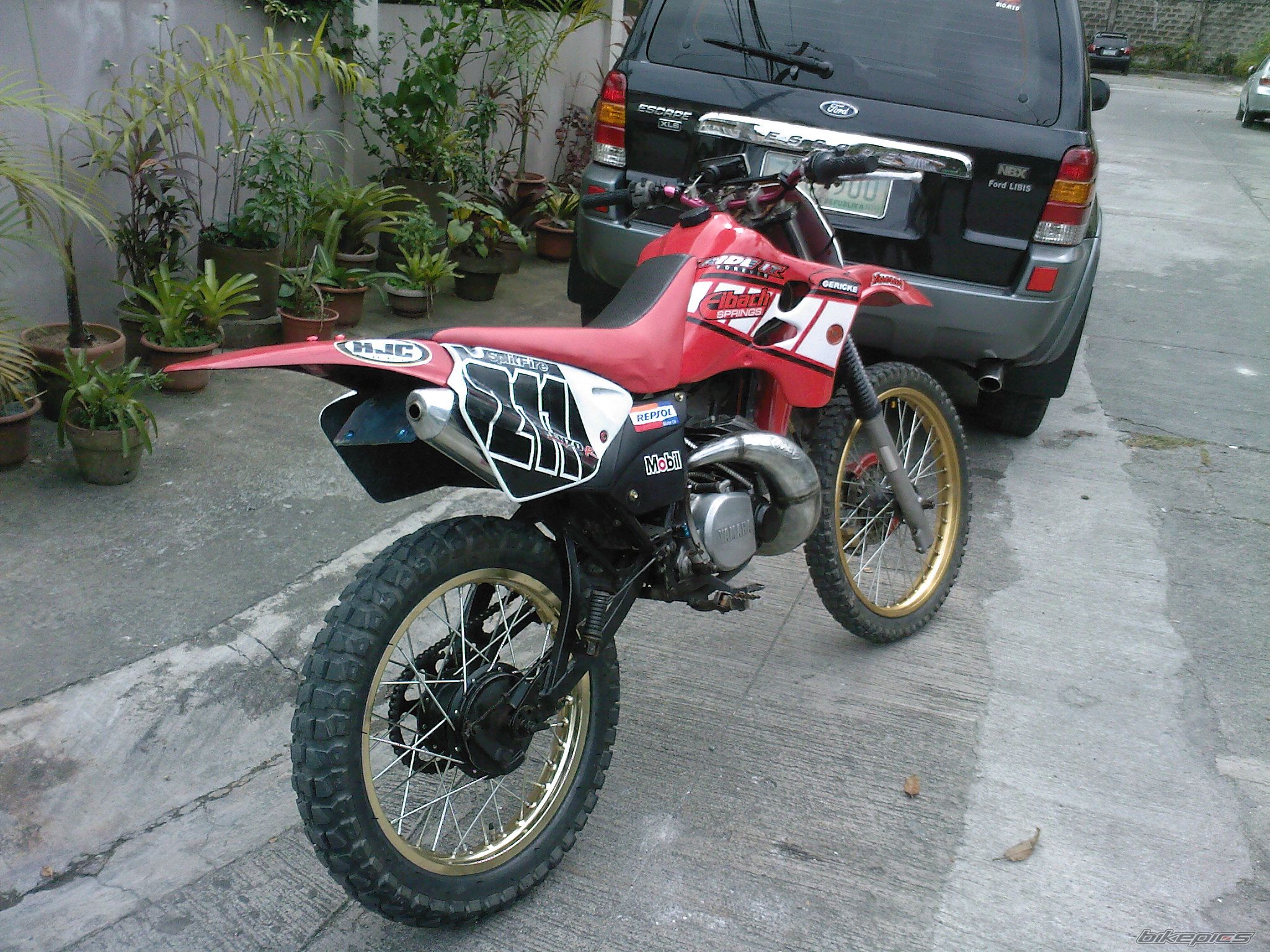 Photo 1586987