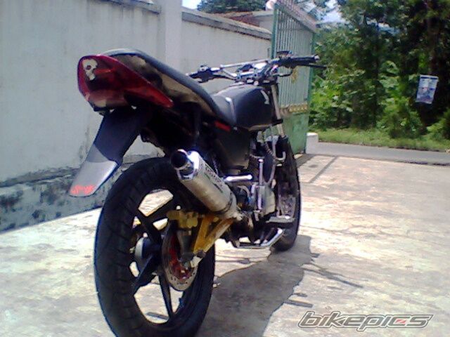 Photo 1586999