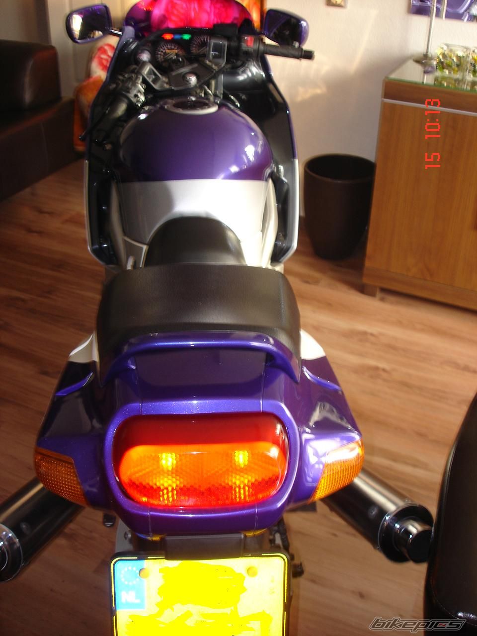 Photo 1587023
