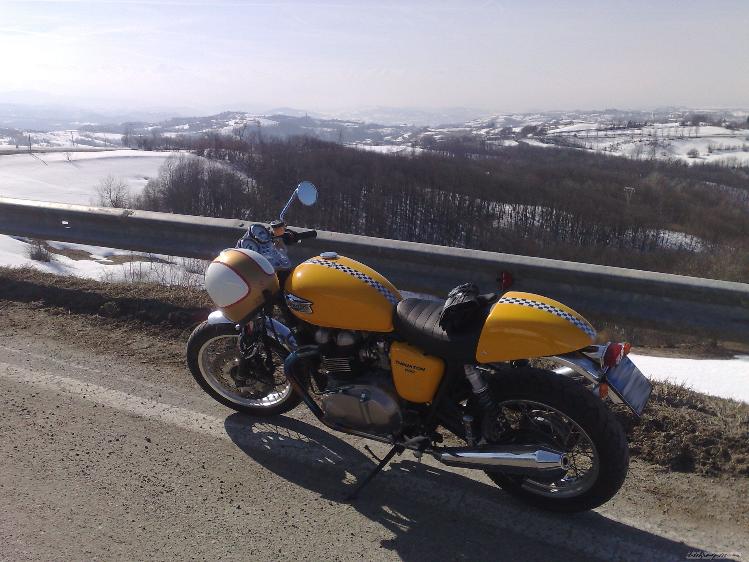Photo 1587152